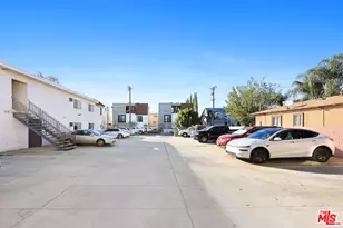 15865 Vanowen St, Van Nuys, CA 91406 - Photo 6