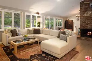 20523 Miranda Pl, Woodland Hills, CA 91367 - Photo 8