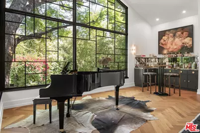 16001 Woodvale Rd, Encino, CA 91436 - Photo 10