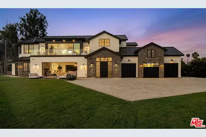 29623 Harvester Rd, Malibu, CA 90265 - Photo 2
