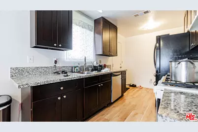 586 San Dimas St, Hemet, CA 92545 - Photo 10