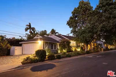 3854 Vineland Ave, Studio City, CA 91604 - Photo 16