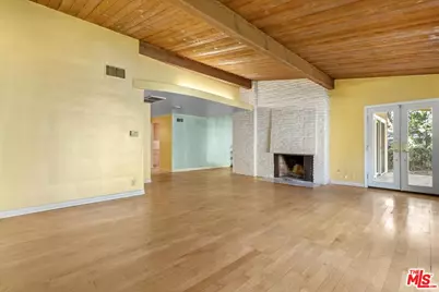 14905 Jadestone Dr, Sherman Oaks, CA 91403 - Photo 12