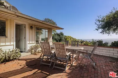 3200 Deronda Dr, Los Angeles, CA 90068 - Photo 18