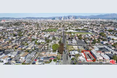 871 E 49th St, Los Angeles, CA 90011 - Photo 10