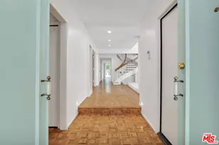 17053 Palisades Cir, Pacific Palisades, CA 90272 - Photo 4