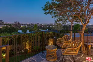1756 Correa Way, Los Angeles, CA 90049 - Photo 8