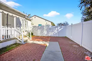 18813 Cantlay St, Reseda, CA 91335 - Photo 4