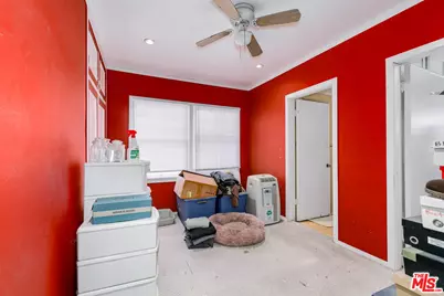 2136 S Victoria Ave, Los Angeles, CA 90016 - Photo 16