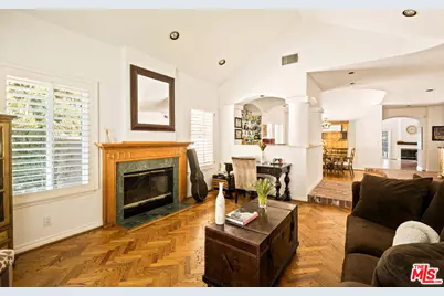 776 Sunfield Ct, Westlake Village, CA 91362 - Photo 6