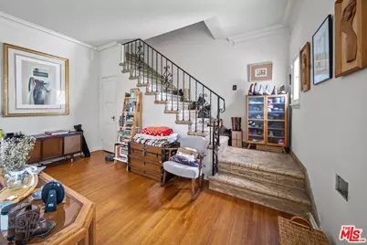 6361 Orange St, Los Angeles, CA 90048 - Photo 12