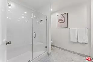 11939 Gorham Ave, Los Angeles, CA 90049 - Photo 20