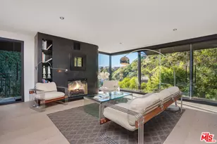 1782 Viewmont Dr, Los Angeles, CA 90069 - Photo 16