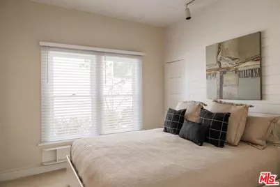 2315 Cove Ave, Los Angeles, CA 90039 - Photo 18