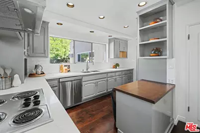 6667 W 5th St, Los Angeles, CA 90048 - Photo 16