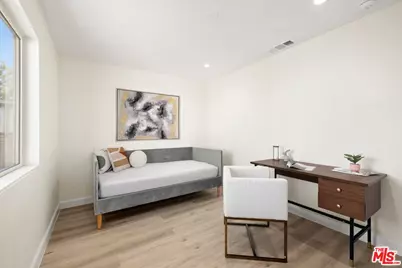 613 N Detroit St, Los Angeles, CA 90036 - Photo 26