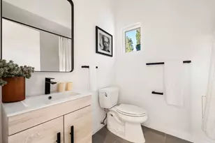 2591 Leicester Dr, Los Angeles, CA 90046 - Photo 26