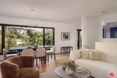 5692 Holly Oak Dr, Los Angeles, CA 90068 - Photo 2