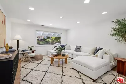 3328 Red Rose Dr, Encino, CA 91436 - Photo 14