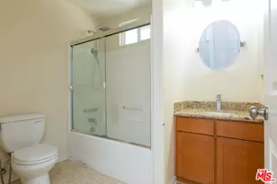 12870 Four Palms Ln, Sylmar, CA 91342 - Photo 20