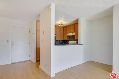 23901 Civic Center Way #D238, Malibu, CA 90265 - Photo 8