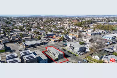 8100 Avalon Blvd, Los Angeles, CA 90003 - Photo 12