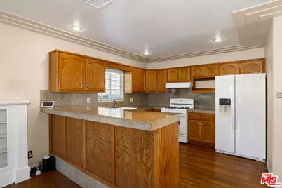 2806 Potomac Ave, Los Angeles, CA 90016 - Photo 12