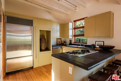 3061 Landa St, Los Angeles, CA 90039 - Photo 10