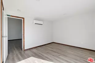 2163 W 27th St, Los Angeles, CA 90018 - Photo 18