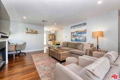 5811 Woodman Ave #22, Van Nuys, CA 91401 - Photo 6