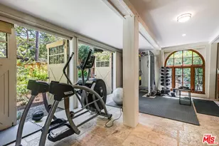 681 Brooktree Rd, Santa Monica, CA 90402 - Photo 44