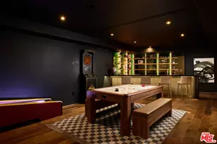 1700 Queens Ct, Los Angeles, CA 90069 - Photo 36