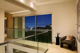 1700 Queens Ct, Los Angeles, CA 90069 - Photo 42