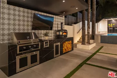 2112 Roscomare Rd, Los Angeles, CA 90077 - Photo 46