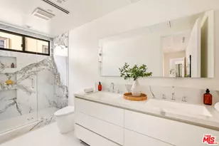 2112 Roscomare Rd, Los Angeles, CA 90077 - Photo 38