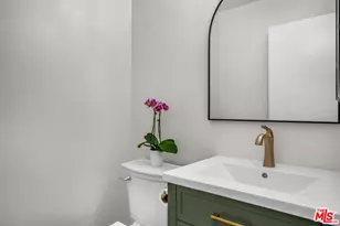 10751 Wilshire Blvd, Los Angeles, CA 90024 - Photo 12