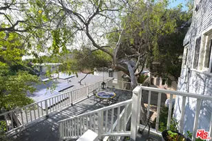 2634 N Beachwood Dr, Los Angeles, CA 90068 - Photo 22