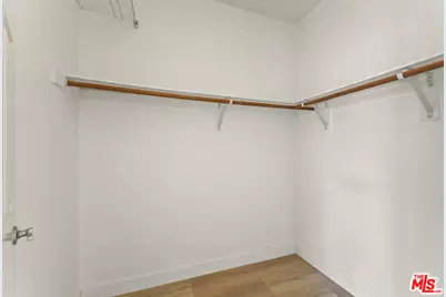 12375 Osborne Pl #13, Pacoima, CA 91331 - Photo 18