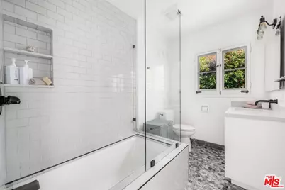 1322 E Cota St, Santa Barbara, CA 93103 - Photo 24