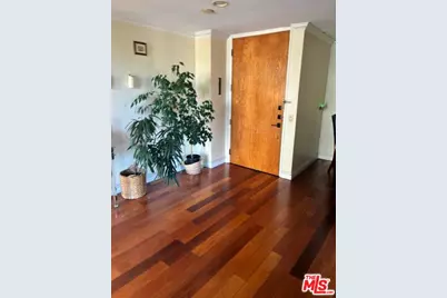 10751 Wilshire Blvd Blvd #607, Los Angeles, CA 90024 - Photo 4