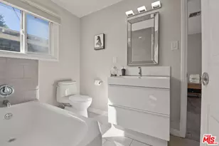 1656 S Rimpau Blvd, Los Angeles, CA 90019 - Photo 16