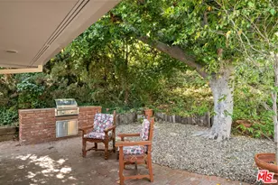 10853 Via Verona St, Los Angeles, CA 90077 - Photo 38