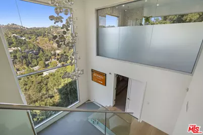 9716 Oak Pass Rd, Beverly Hills, CA 90210 - Photo 20