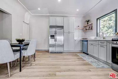 1801 S Sycamore Ave, Los Angeles, CA 90019 - Photo 10