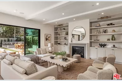 7419 Alverstone Ave, Los Angeles, CA 90045 - Photo 10