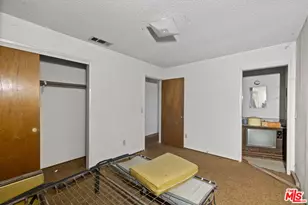 1112 Valencia Ave, Delano, CA 93215 - Photo 30