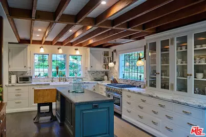 9631 Cedarbrook Dr, Beverly Hills, CA 90210 - Photo 6