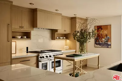 211 S Spalding Dr #110N, Beverly Hills, CA 90212 - Photo 1