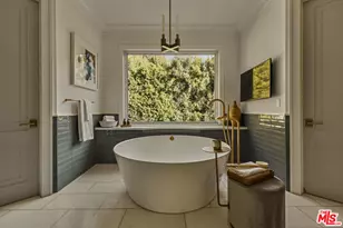 1000 N Norman Pl, Los Angeles, CA 90049 - Photo 16