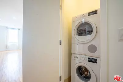 3810 Wilshire Blvd #1209, Los Angeles, CA 90010 - Photo 16